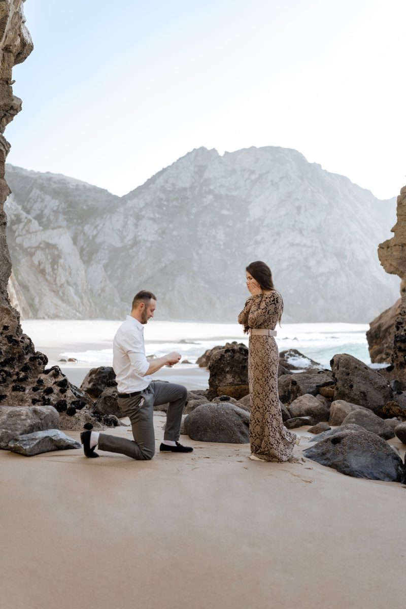 Praia da Ursa. Portugal Engagement Photo Session